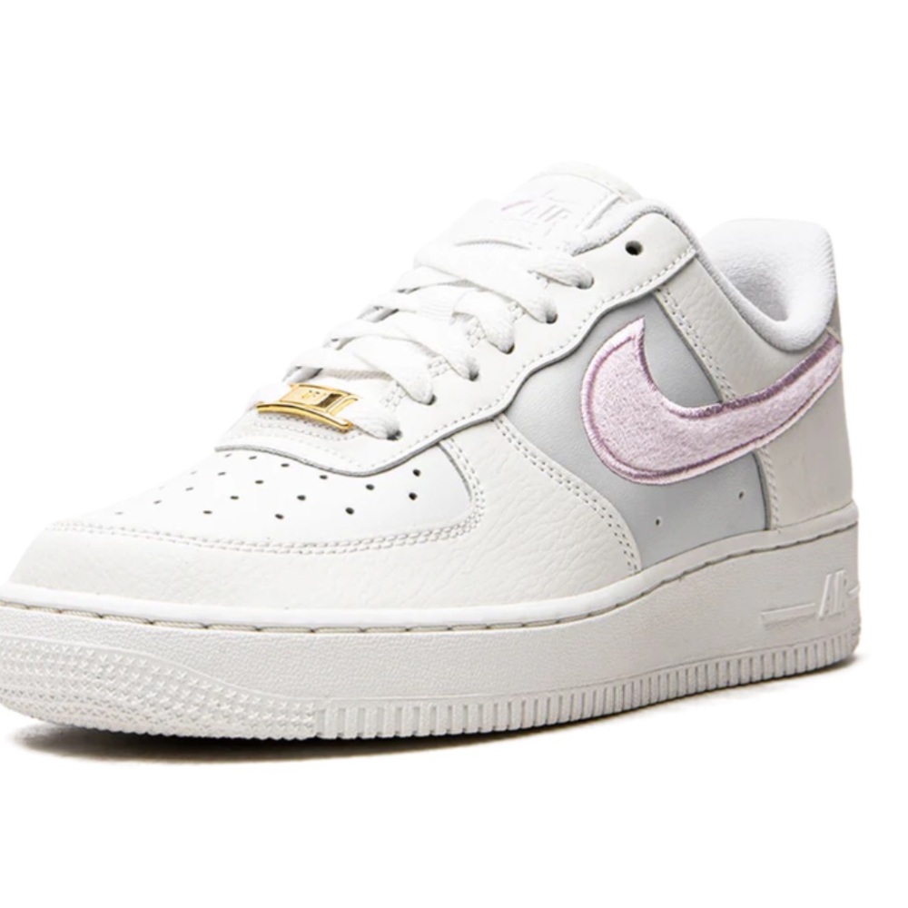 AIR FORCE 1 07 WMNS “Regal Pink” in Box - Picture 4 of 16